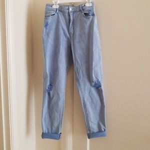 H@M loose fitting jeans in light wash blue